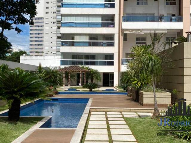 #747 - Apartamento para Venda em Goiânia - GO