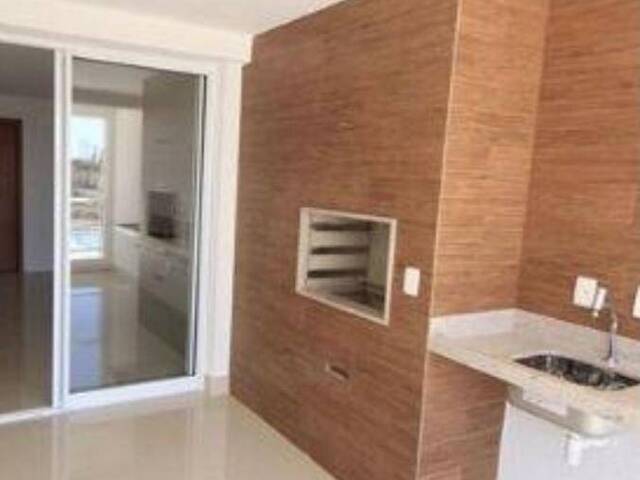 Apartamento para Venda em Goiânia - 4