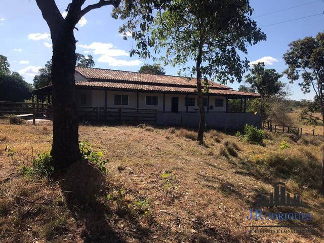 Fazenda para Venda em Itapirapuã - 4