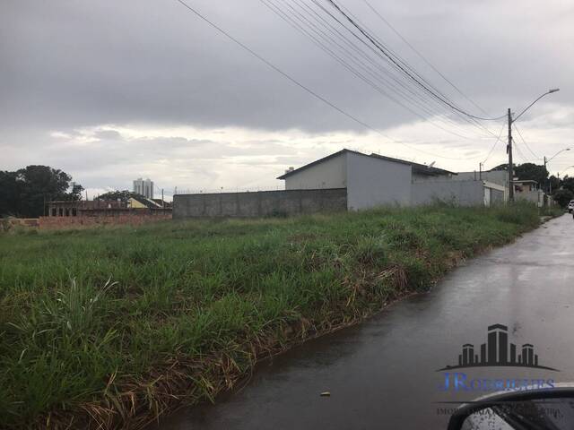 Lote para Venda em Goiânia - 5