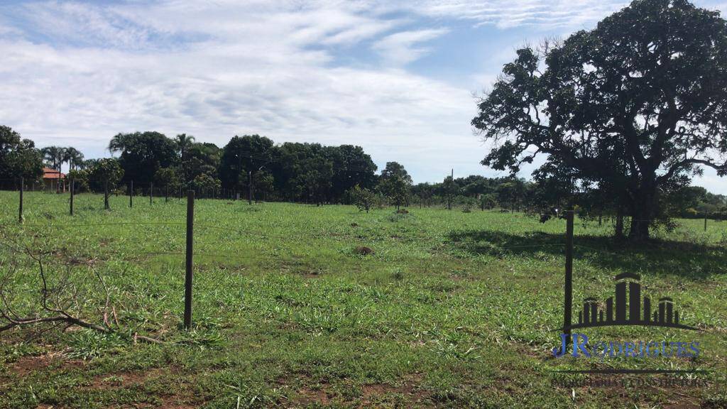 Terreno, 2100 m² - Foto 2